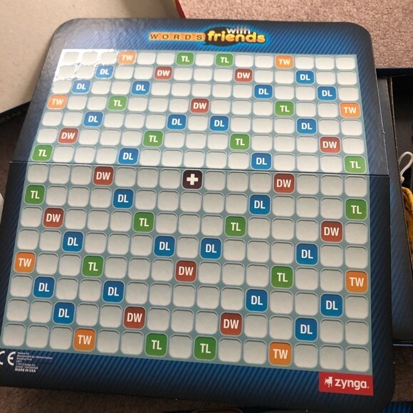 Words with Friends Puzzle Letter Family Board Game Hasbro - Picture 3 of 5